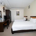 Khách sạn A25 29 Bùi Thị Xuân