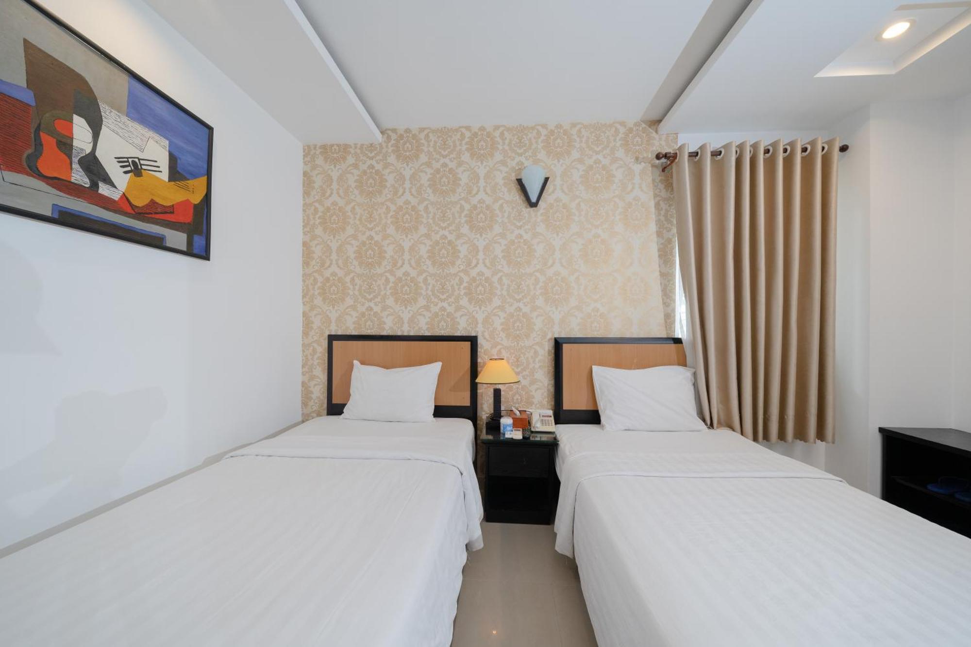 A25 29 Bùi Thị Xuân 3*