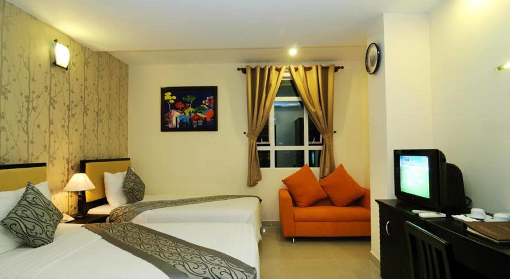 A25 29 Bùi Thị Xuân 3*