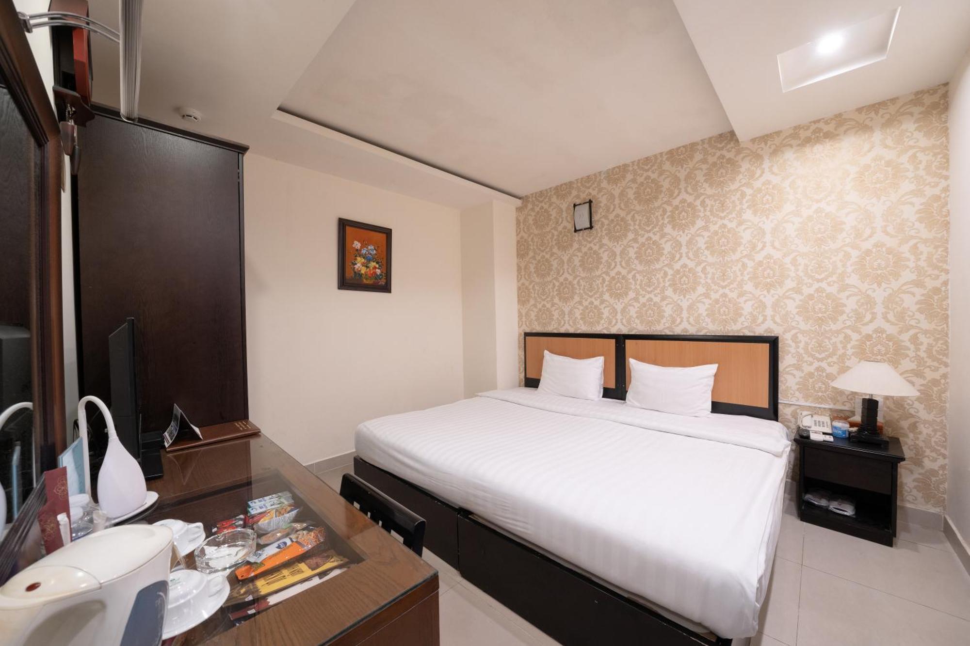A25 29 Bùi Thị Xuân Khách sạn